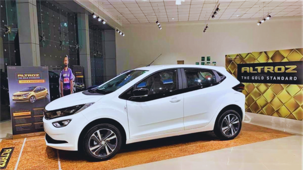 New Tata Altroz Car 23Km Mileage Review 2024
