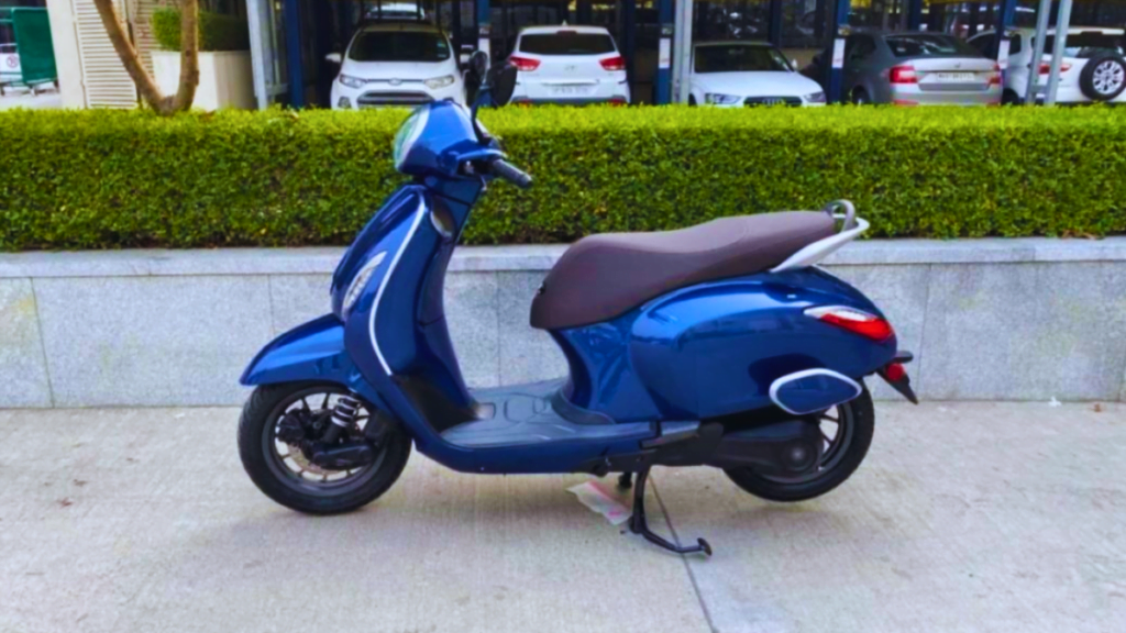 Upcoming Bajaj Exploring Hydrogen-Powered Chetak CNG Bike Launch In June 2024
