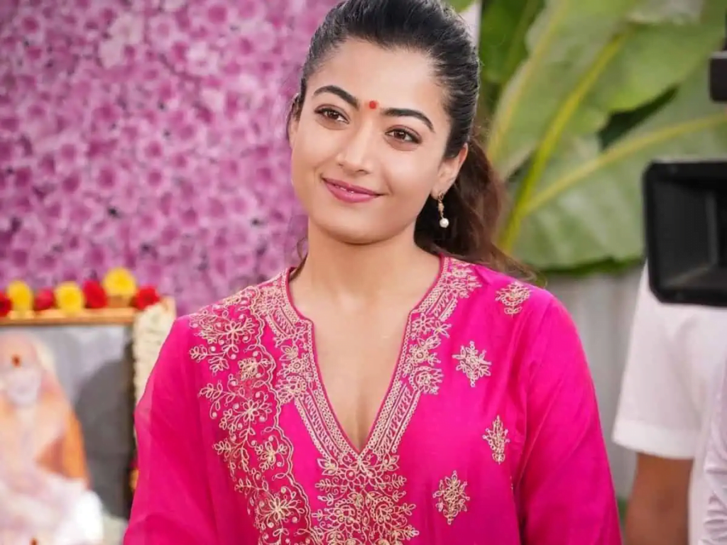 Pushpa 2 Rashmika Mandanna look Poster