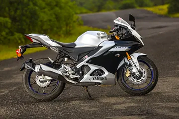 Upcoming Yamaha R15 Bike 2024: यामाहा के शानदार फीचर और दमदार प्राइस ने मचाया धमाल